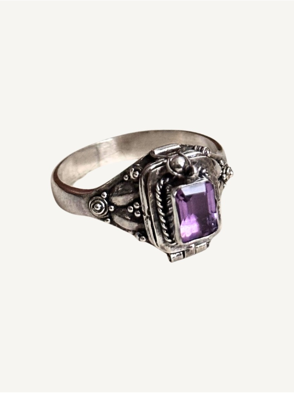 Vintage Sterling Silver Amethyst Poison Locket Ring | Size 9 Vintage stamped 925